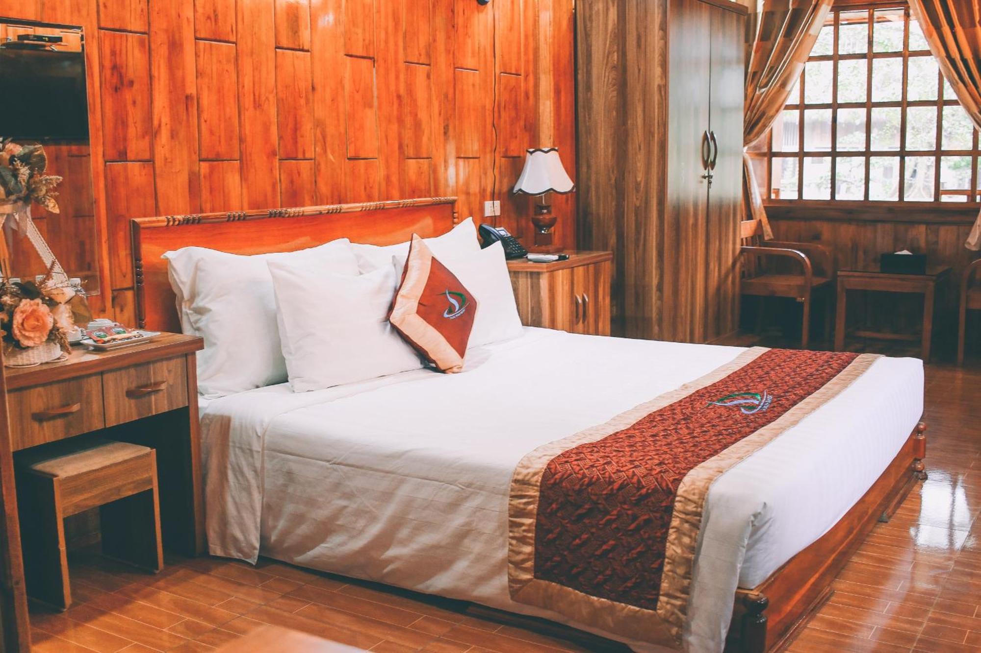 Hotel Thung Nham Ninh Binh