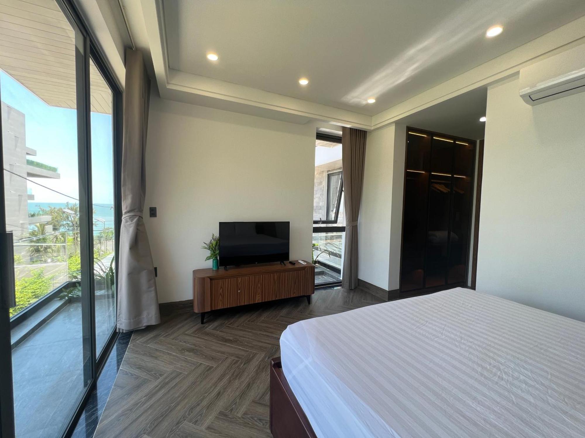 Nancy Vung Tau