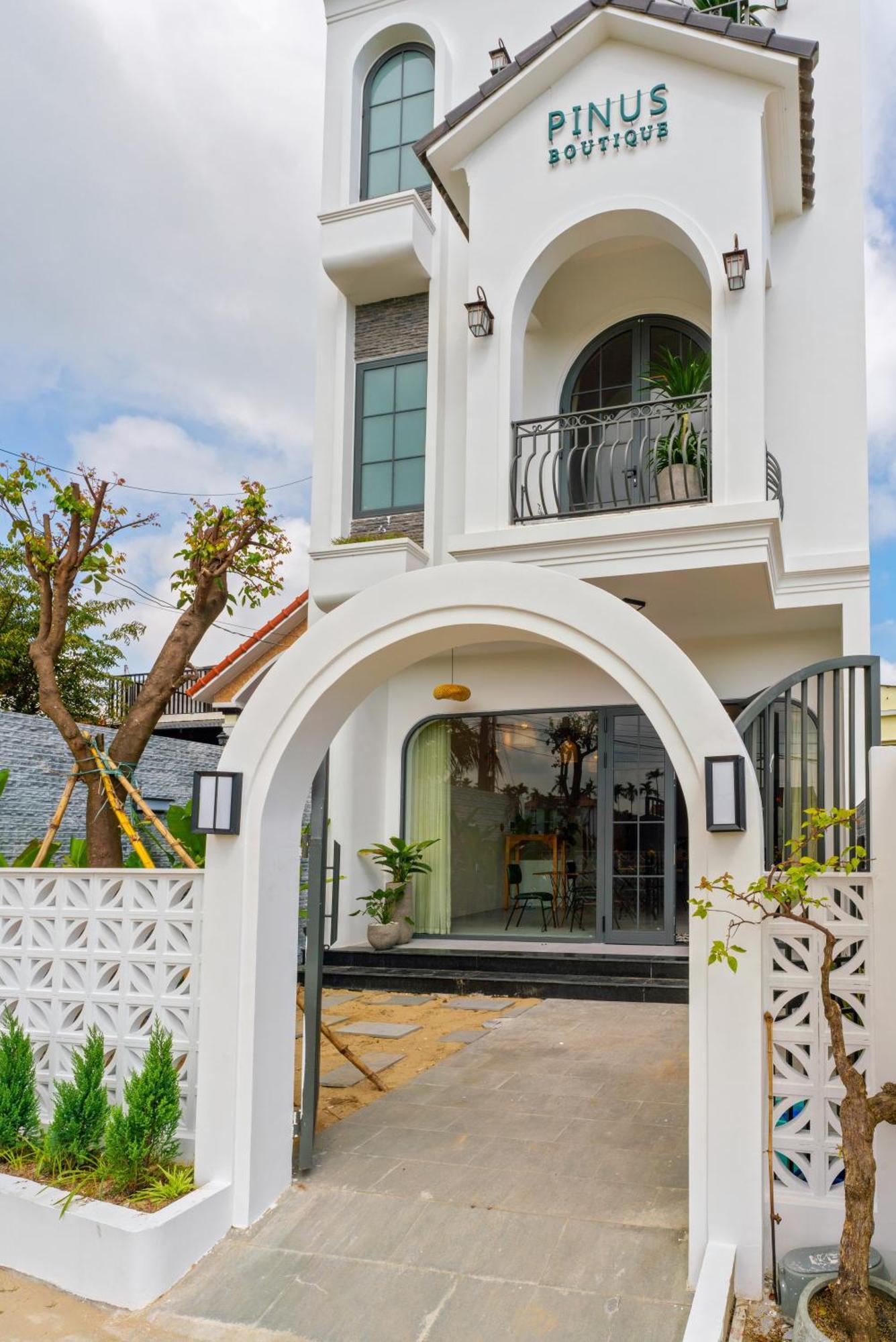 Hoi An Pinus Boutique
