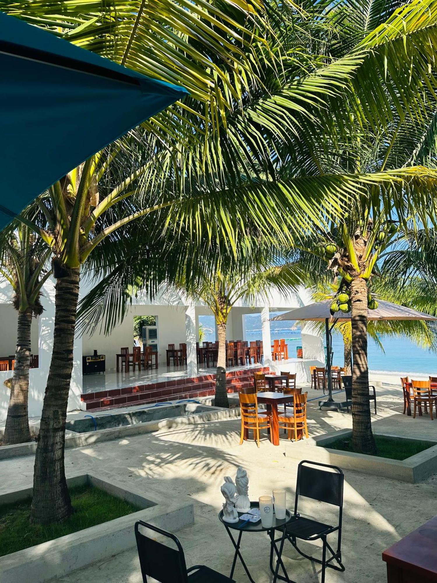 Gem Island Campsite Cam Ranh
