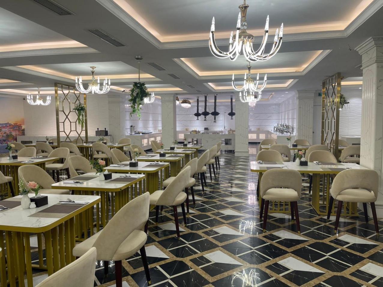 Hotel Canh Hung Palace