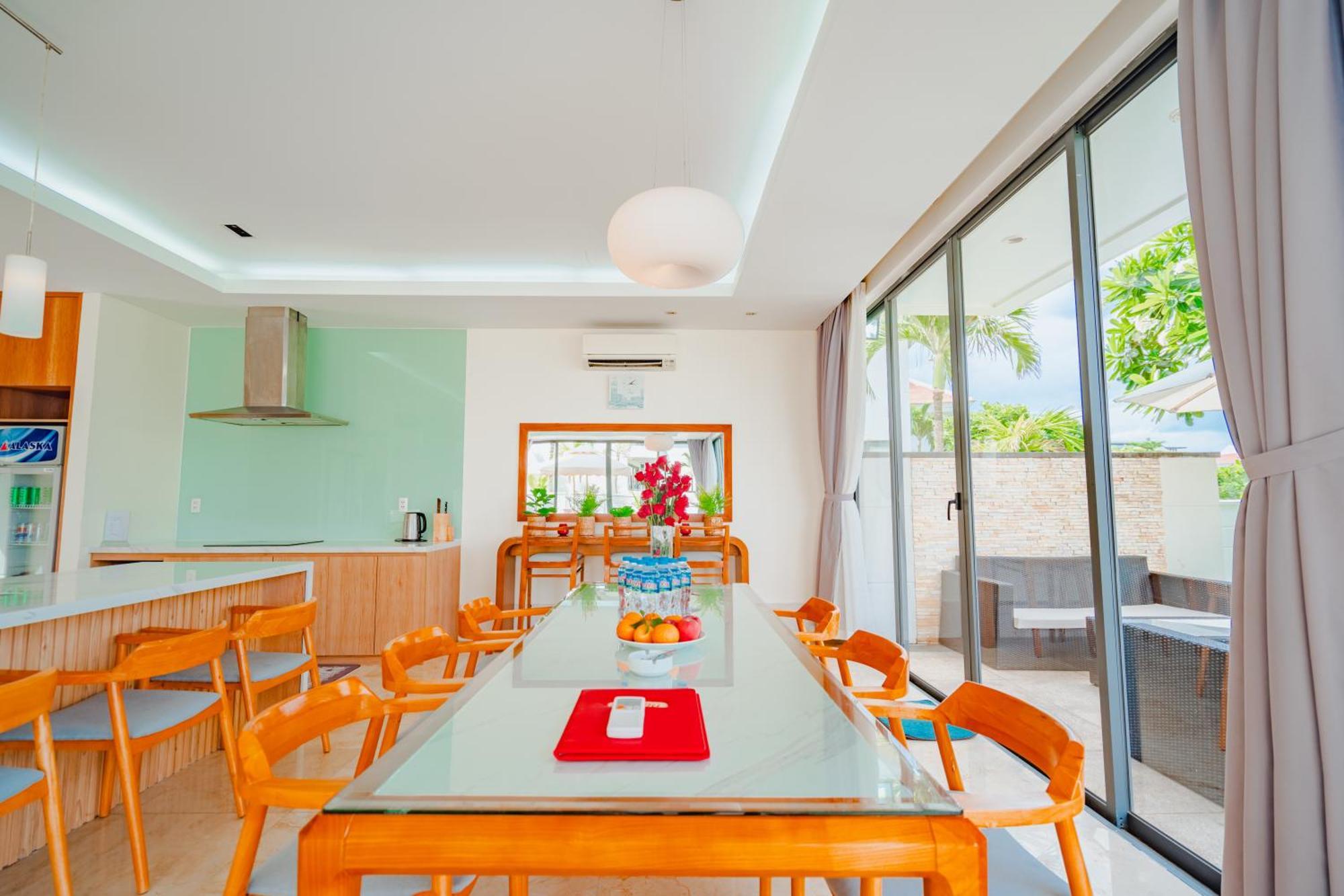 Ocean Villa *
