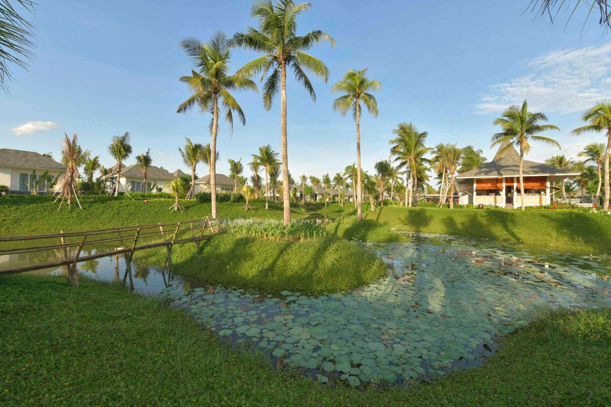 Cocoland Thu Xa Ancient Town Resort Resort