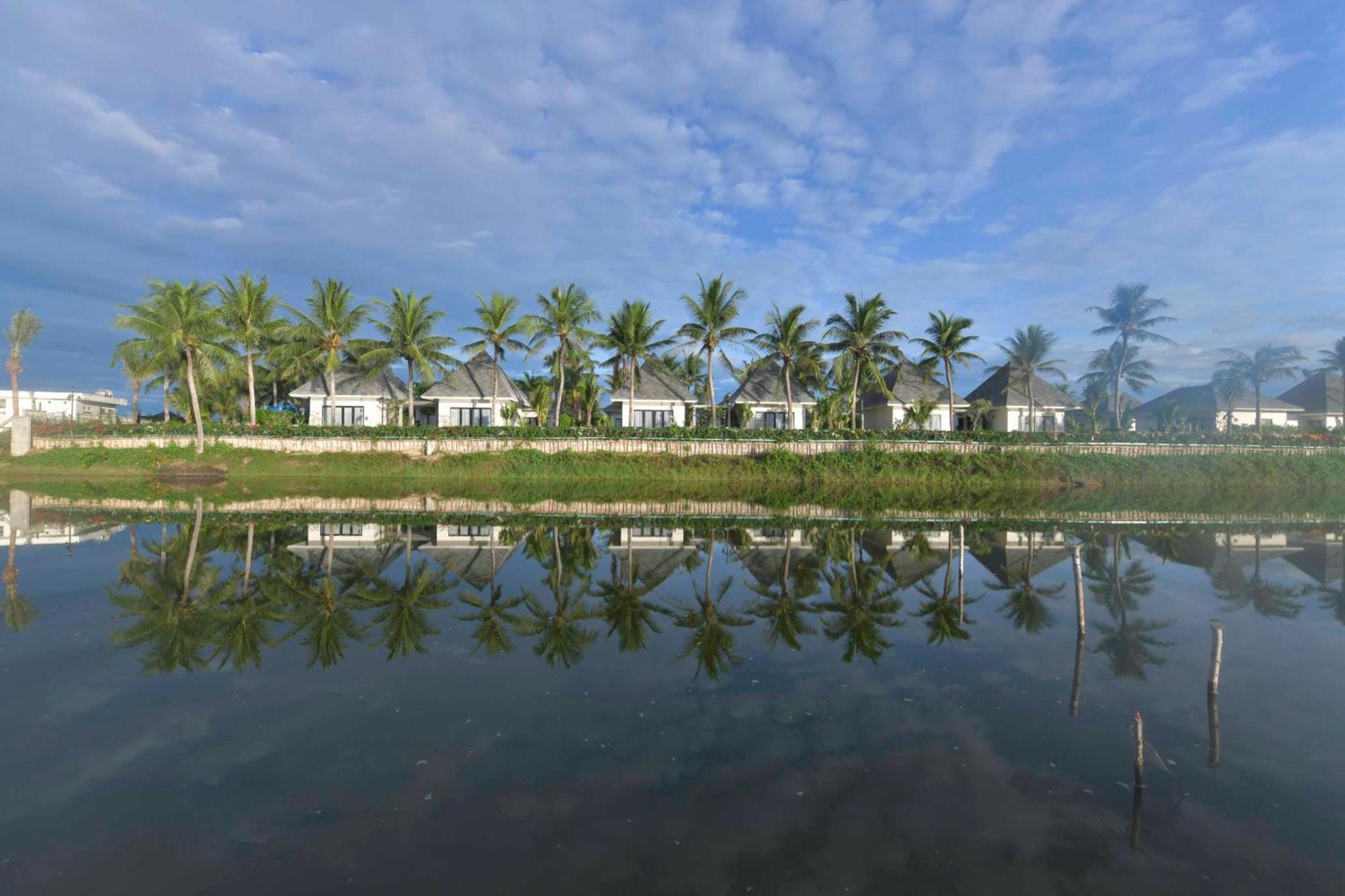 Cocoland Thu Xa Ancient Town Resort Resort