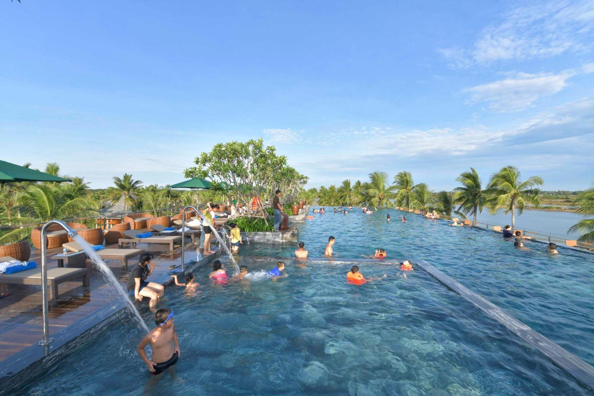 Cocoland Thu Xa Ancient Town Resort Resort 4*