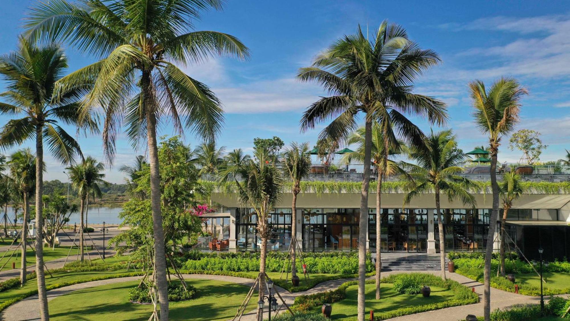 Resort Cocoland Thu Xa Ancient Town Resort 4*