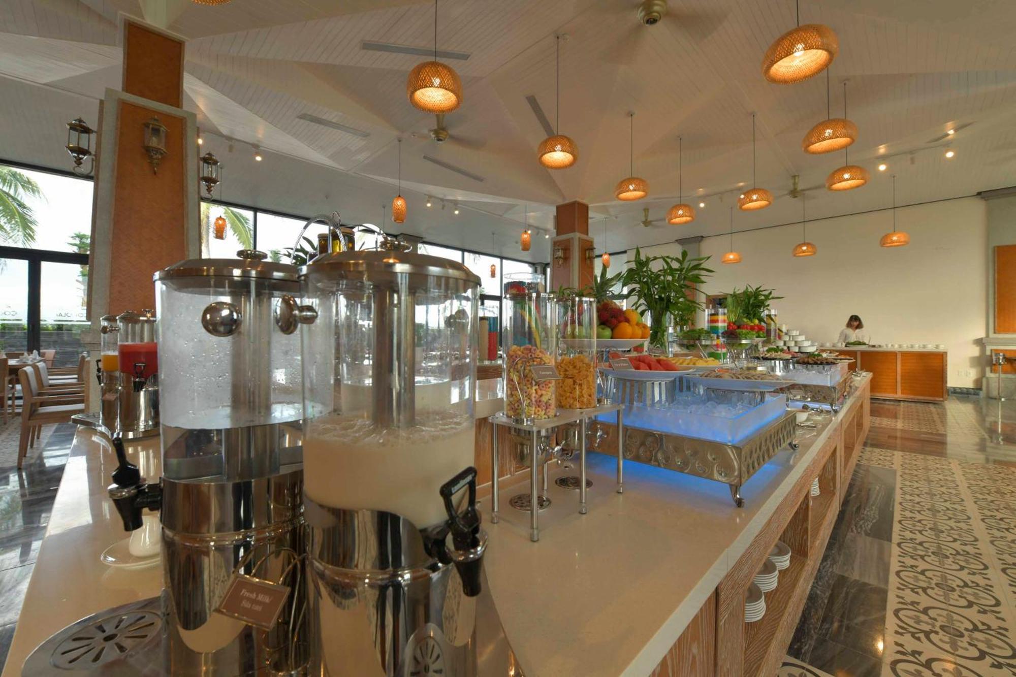 Cocoland Thu Xa Ancient Town Resort 4*