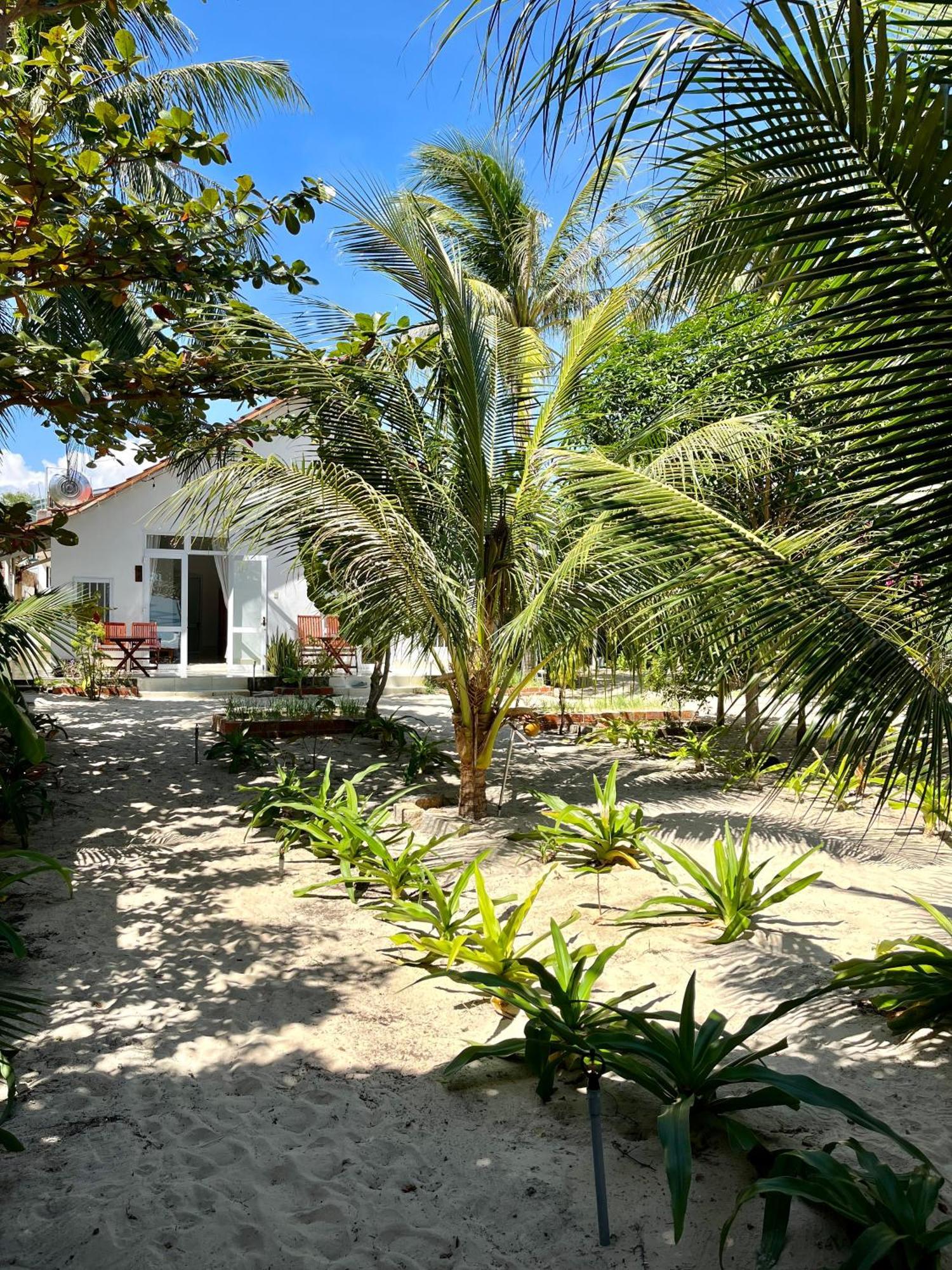 Timothe Bungalow Song Cau