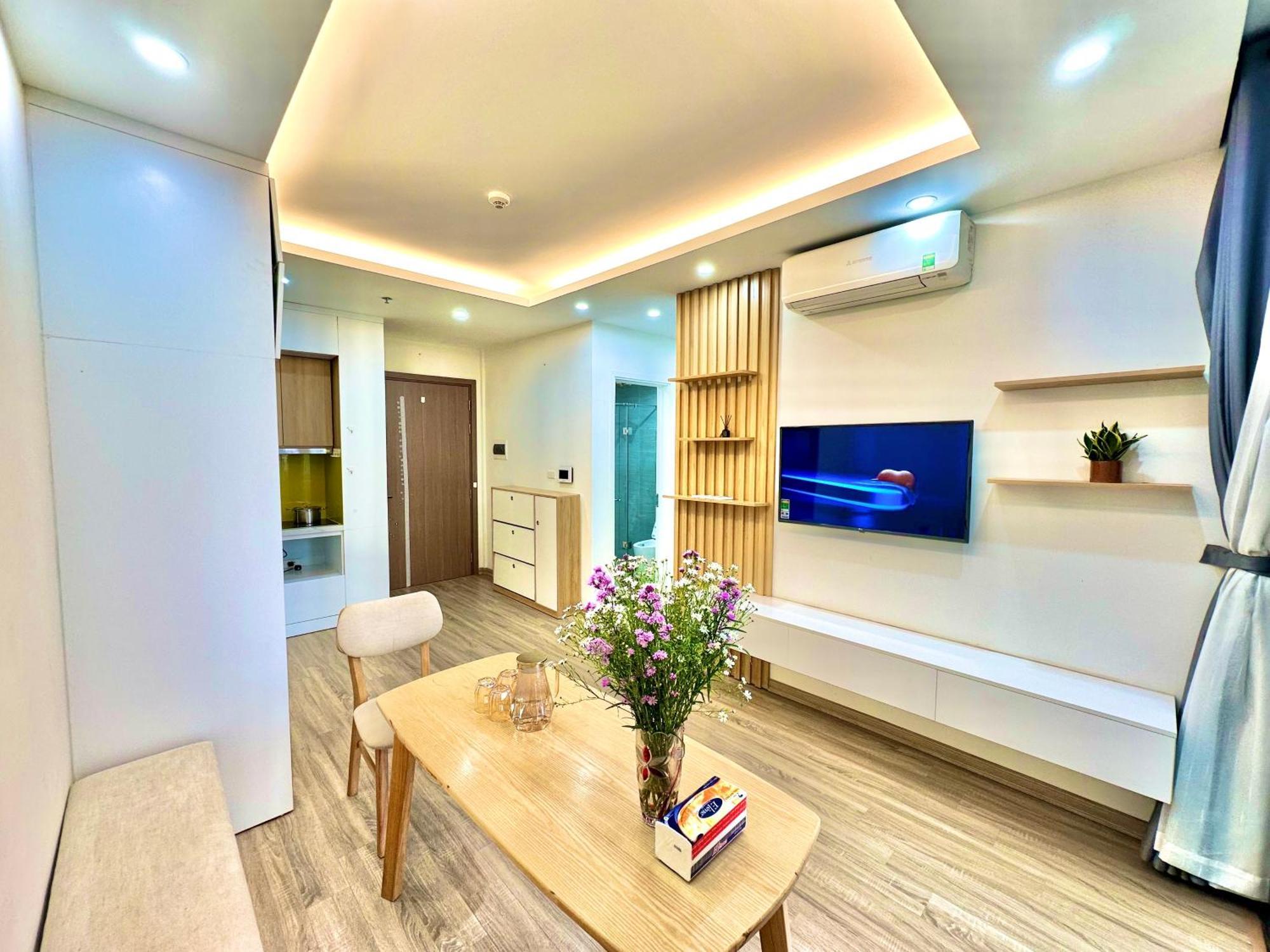 5 Star 2 Bedroom Apartment Apt In Vinhomes Near Marriott And Keangnam Hanoi