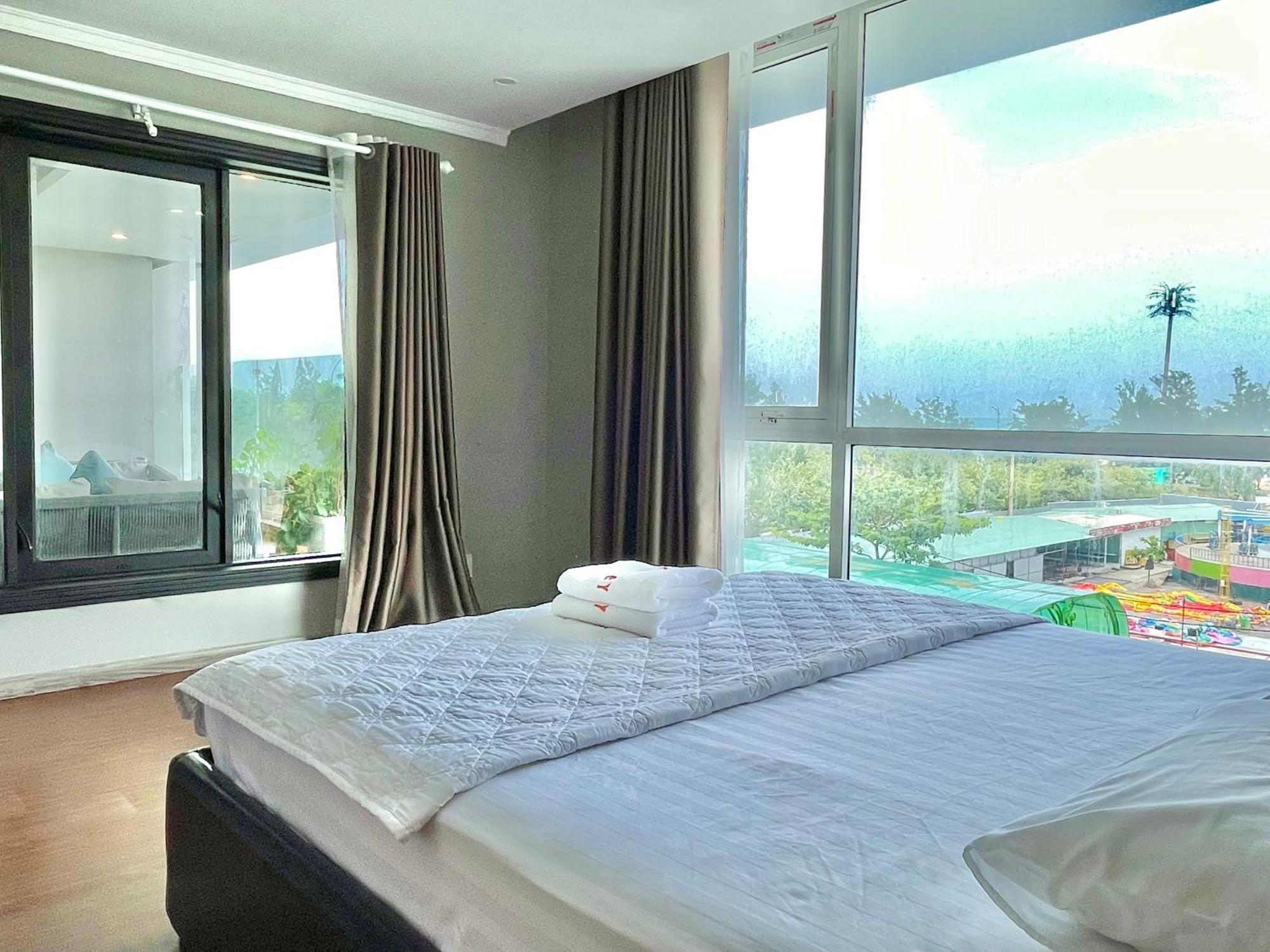 Apartment Blue Sea View In 1601