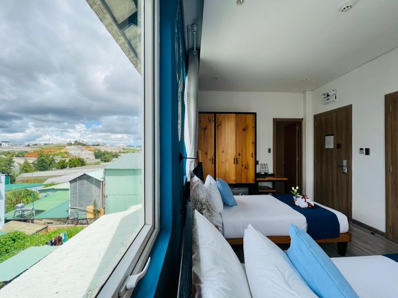Hotel Canary