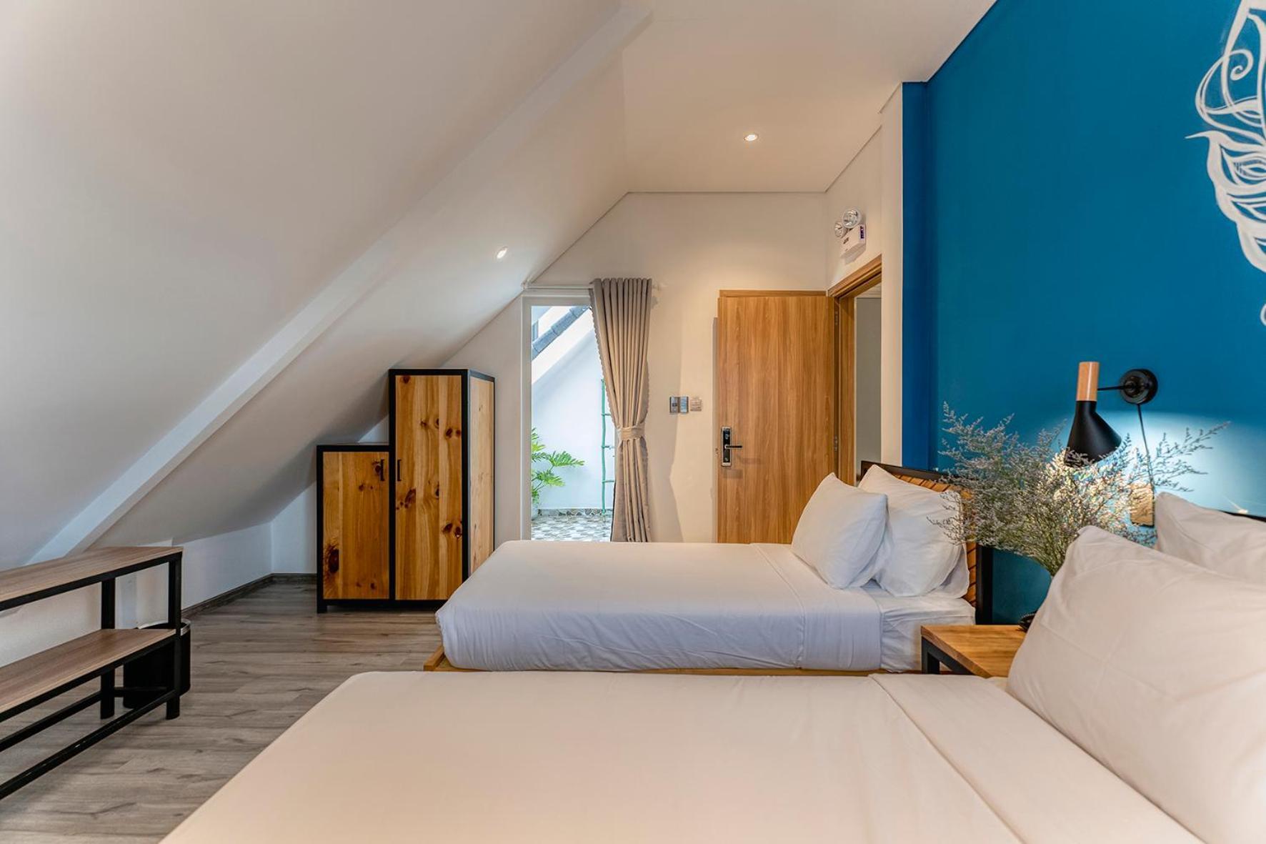 Canary Hotel 3*