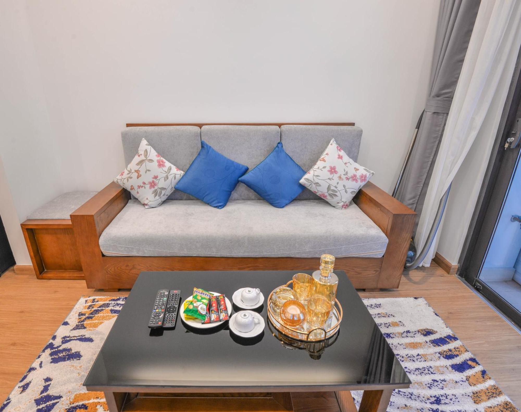 Khách sạn Vinhomes Metropolis Luxury & 5*