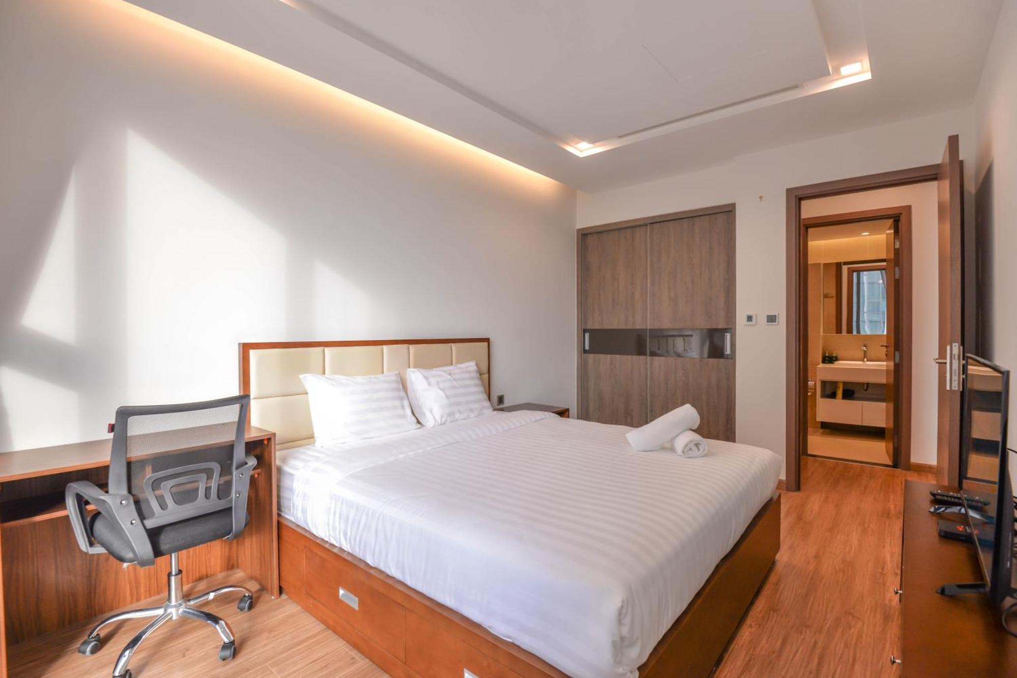 Vinhomes Metropolis Luxury & Khách sạn
