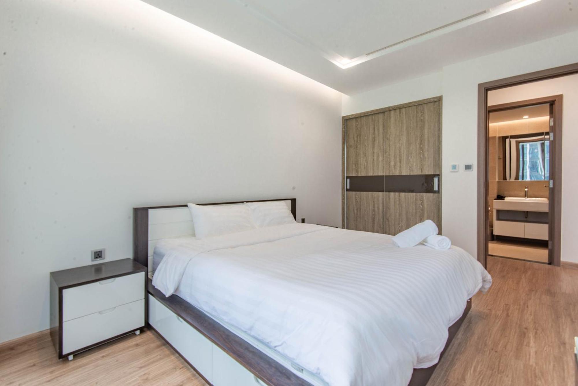 Khách sạn Vinhomes Metropolis Luxury & Hà Nội