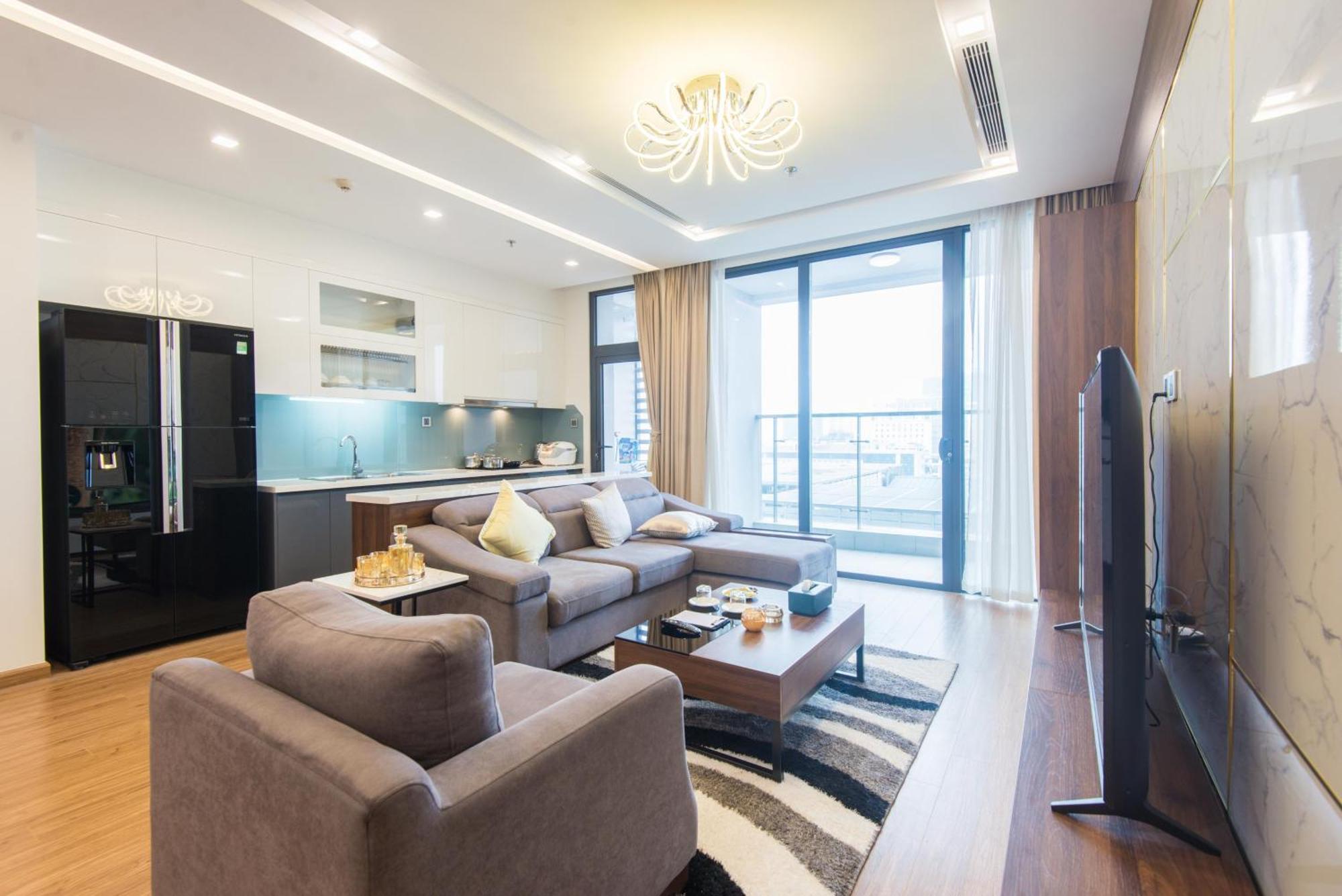 Khách sạn Vinhomes Metropolis Luxury & 5*