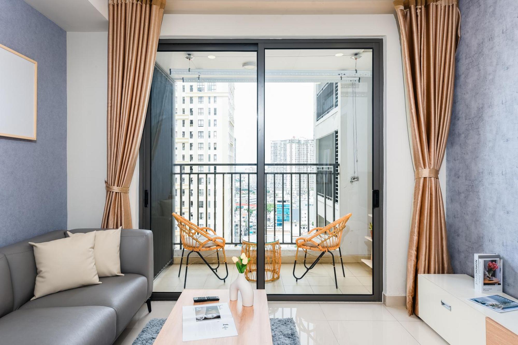 S Lux * Ho-Chi-Minh-Stadt