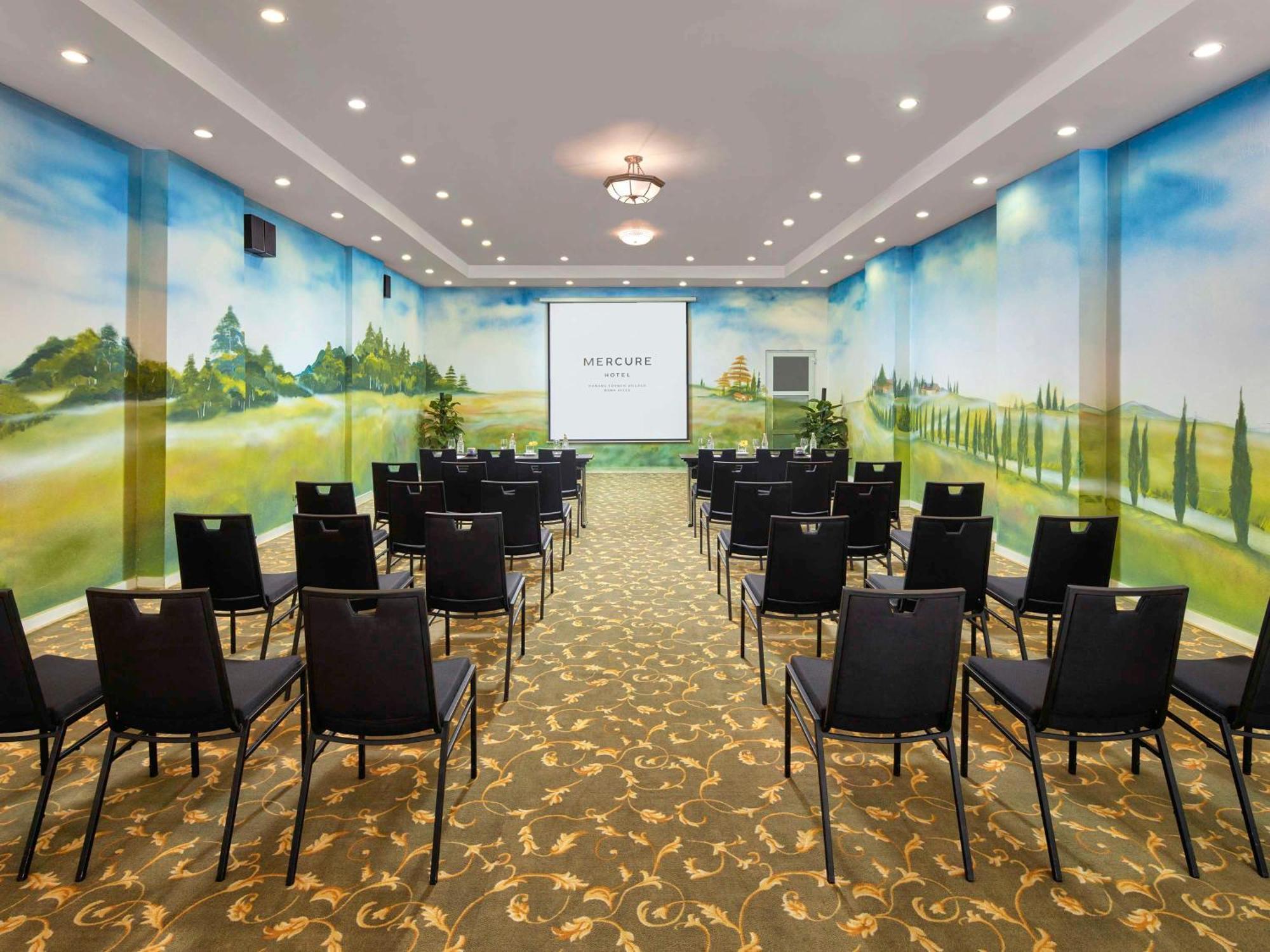 Mercure French Village Bana Hills Hotel 4*