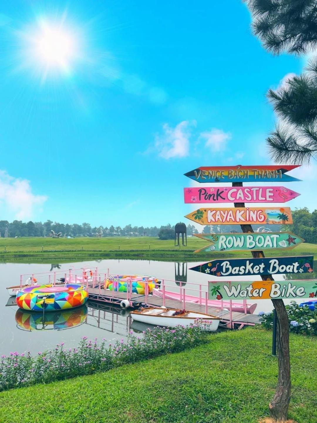 Hoàng Quyên 9 Flamingo đại Lải *