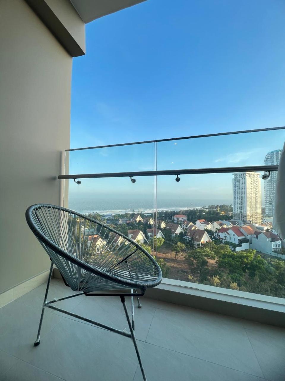 The Song - Trinh's House Apartment