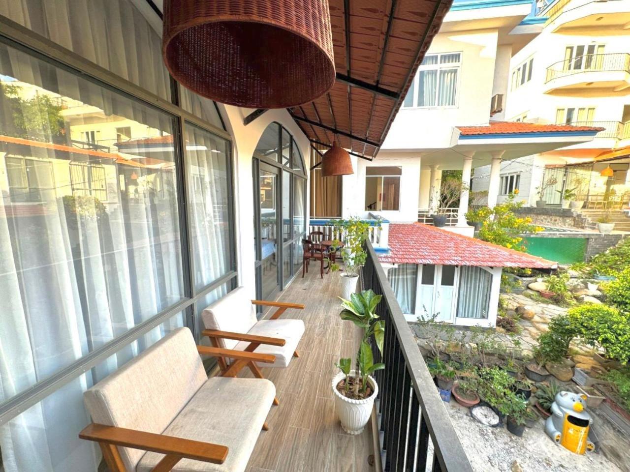 Vnd & Vung Tau