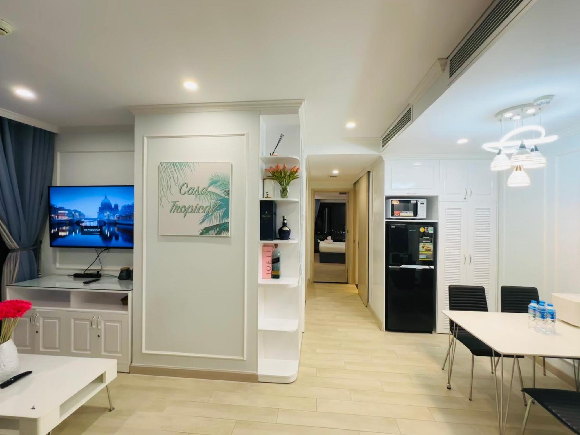 Gold Coast Luxury - Ocean View Apartment
