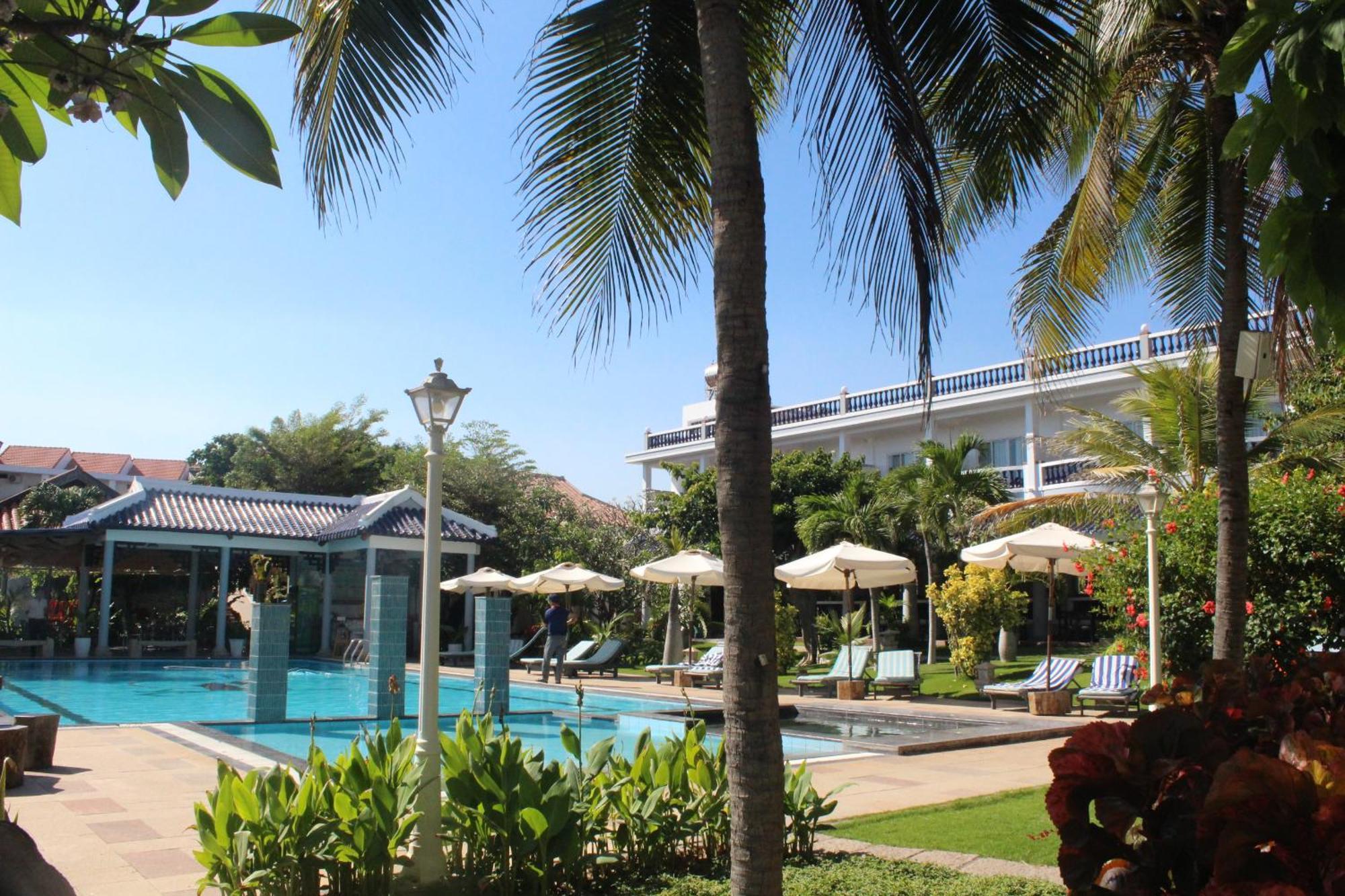 Dynasty Muine Resort 3*