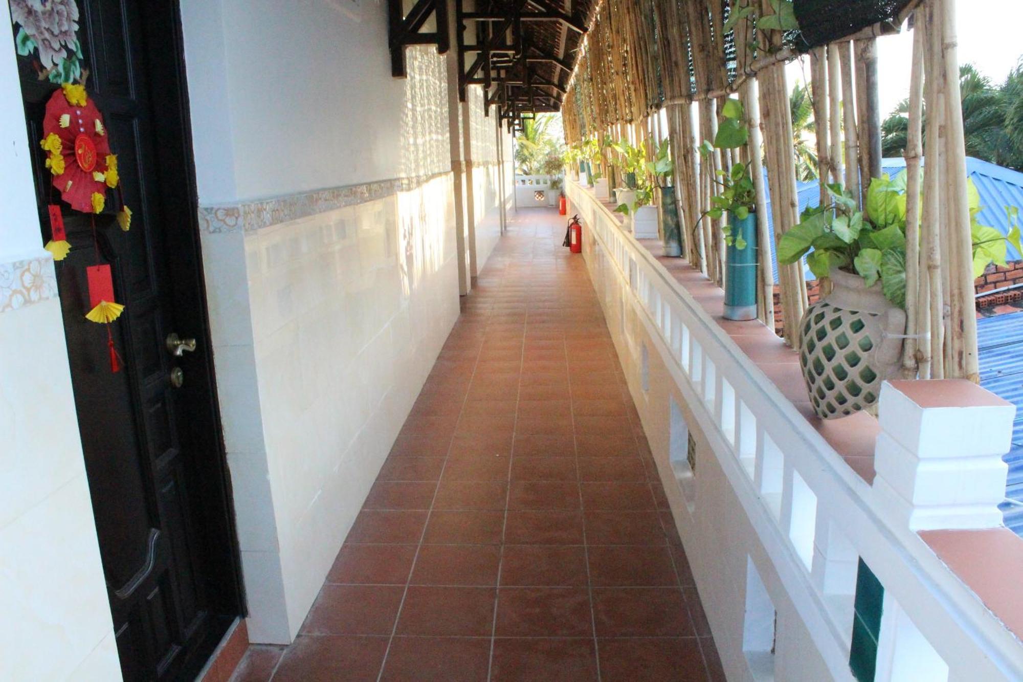 Dynasty Muine Resort 3*