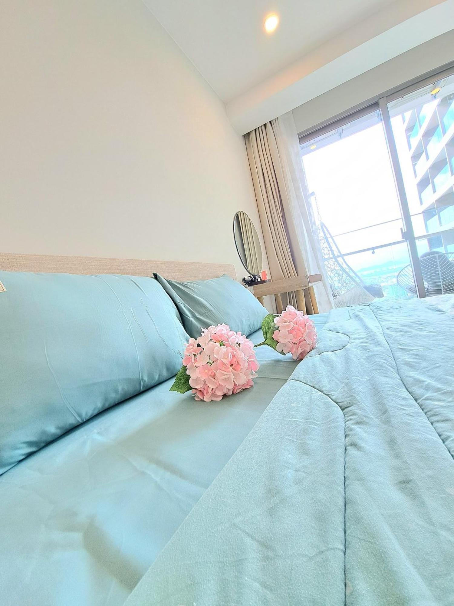 Infinity Pool Luxury The Song Apartment Vung Tau