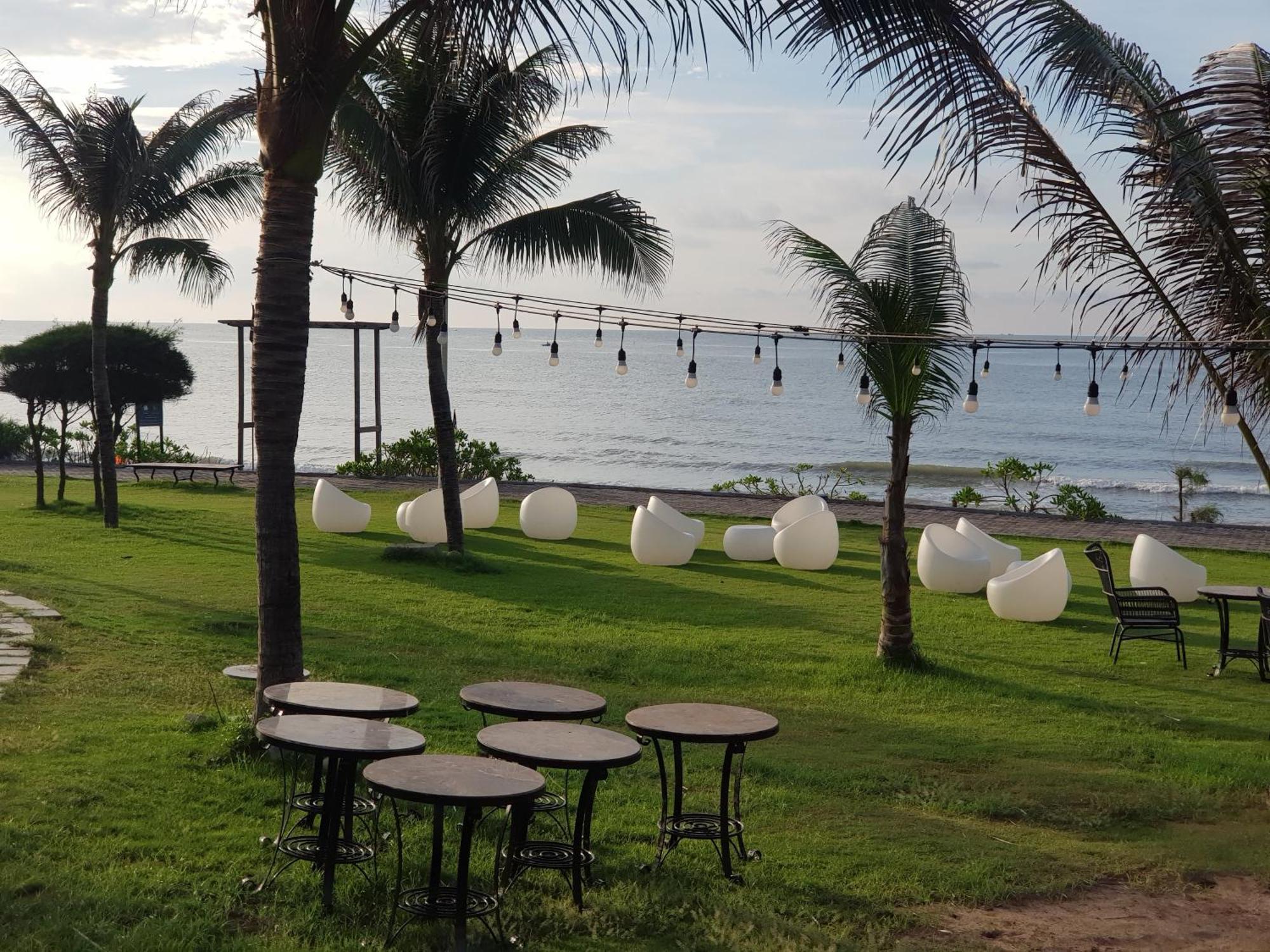 Oceanami Sea View Long Hai