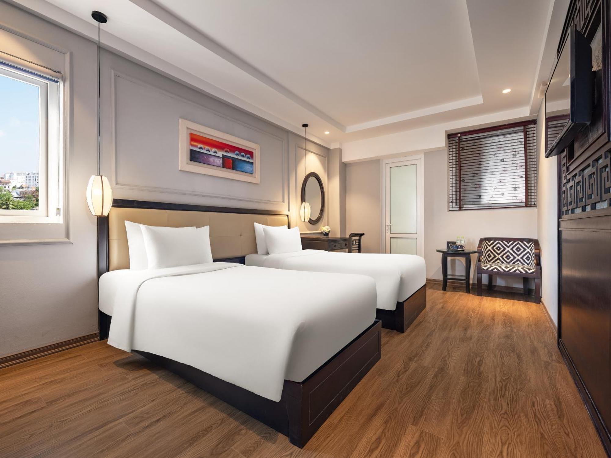 Serene Palace 3* Hue