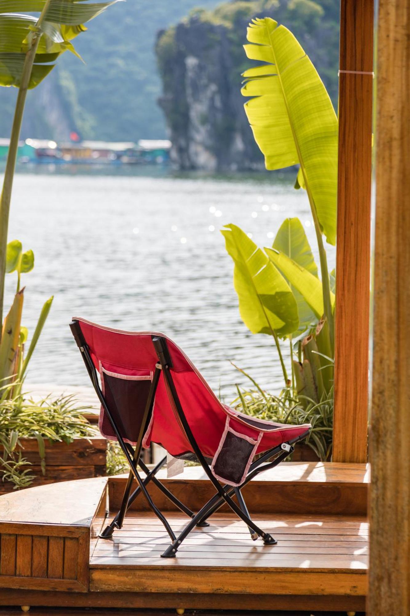 Homestay Lan Ha Floating