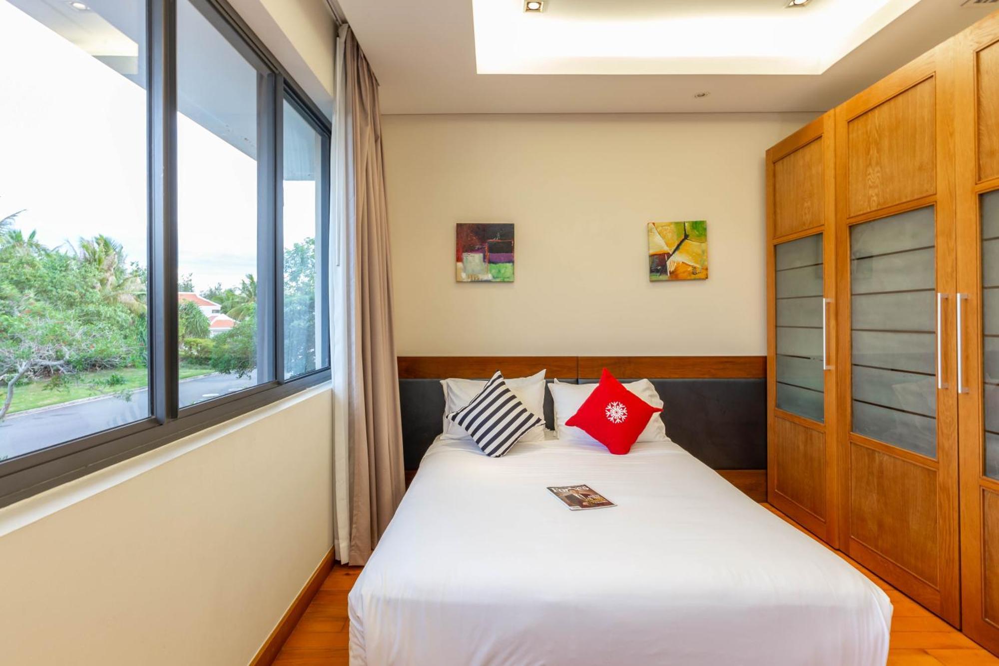 Ocean Pool Retreat In Da Nang