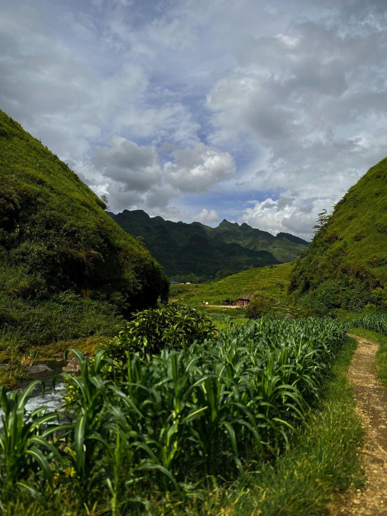 To Day Du Gia Village Lang Cac