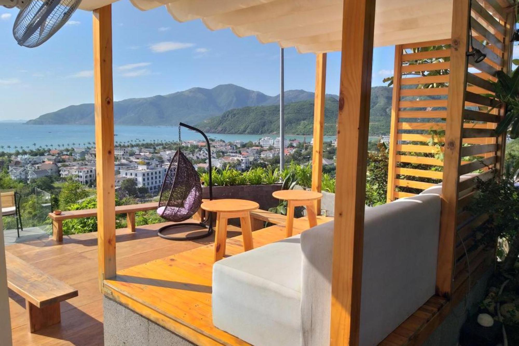 Oceanfront Luxury Anh Nguyen *