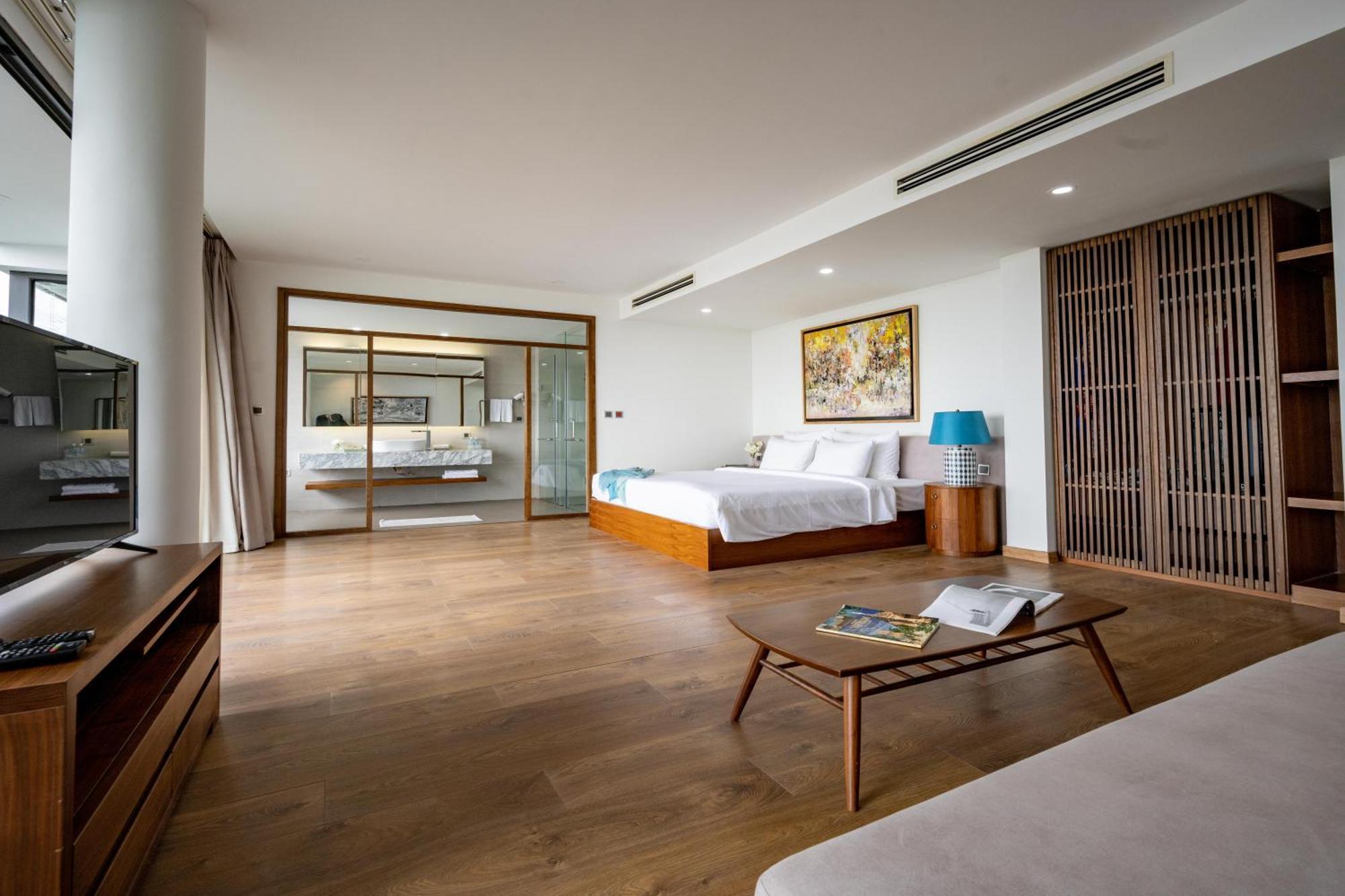 Biệt thự Oceanfront Luxury Anh Nguyen *