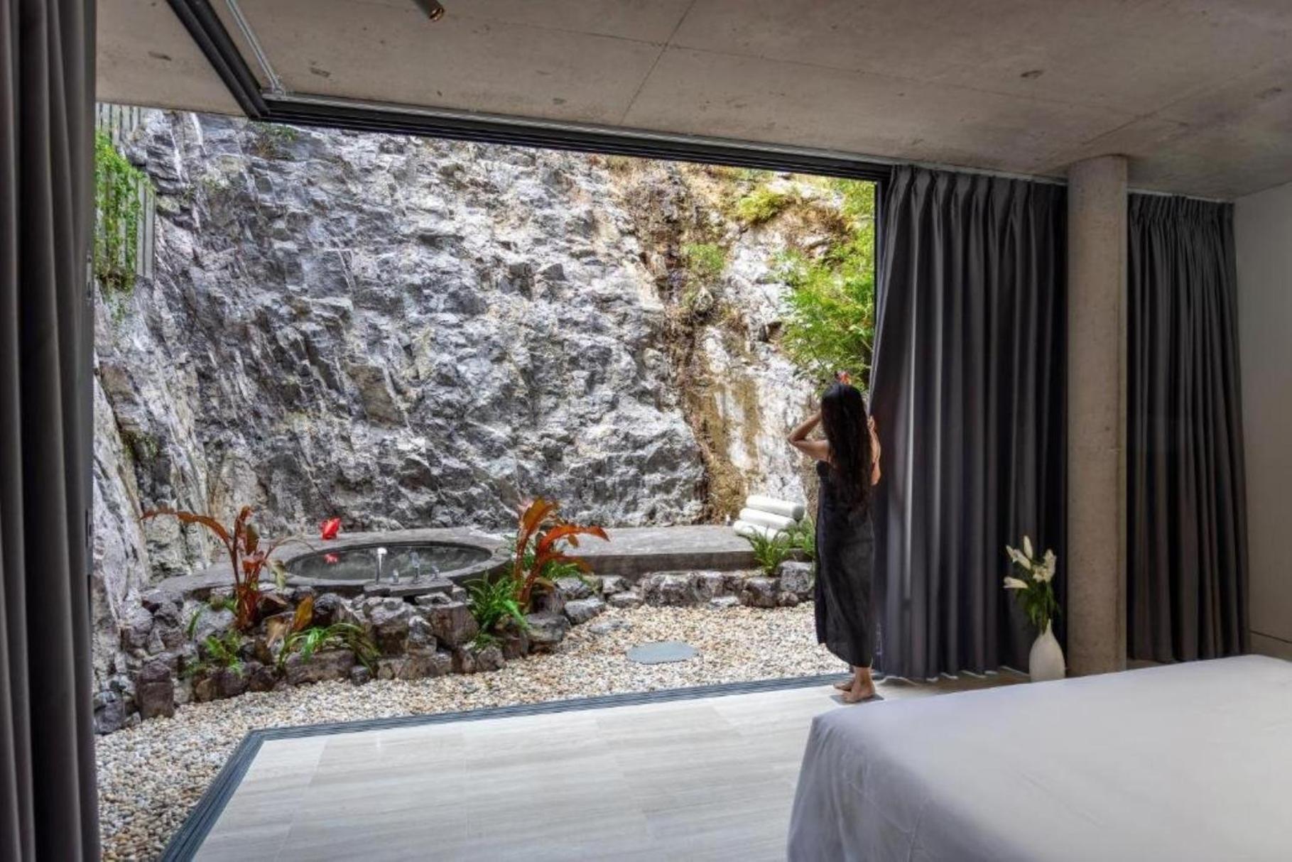 Oceanfront Luxury Anh Nguyen Biệt thự Nha Trang