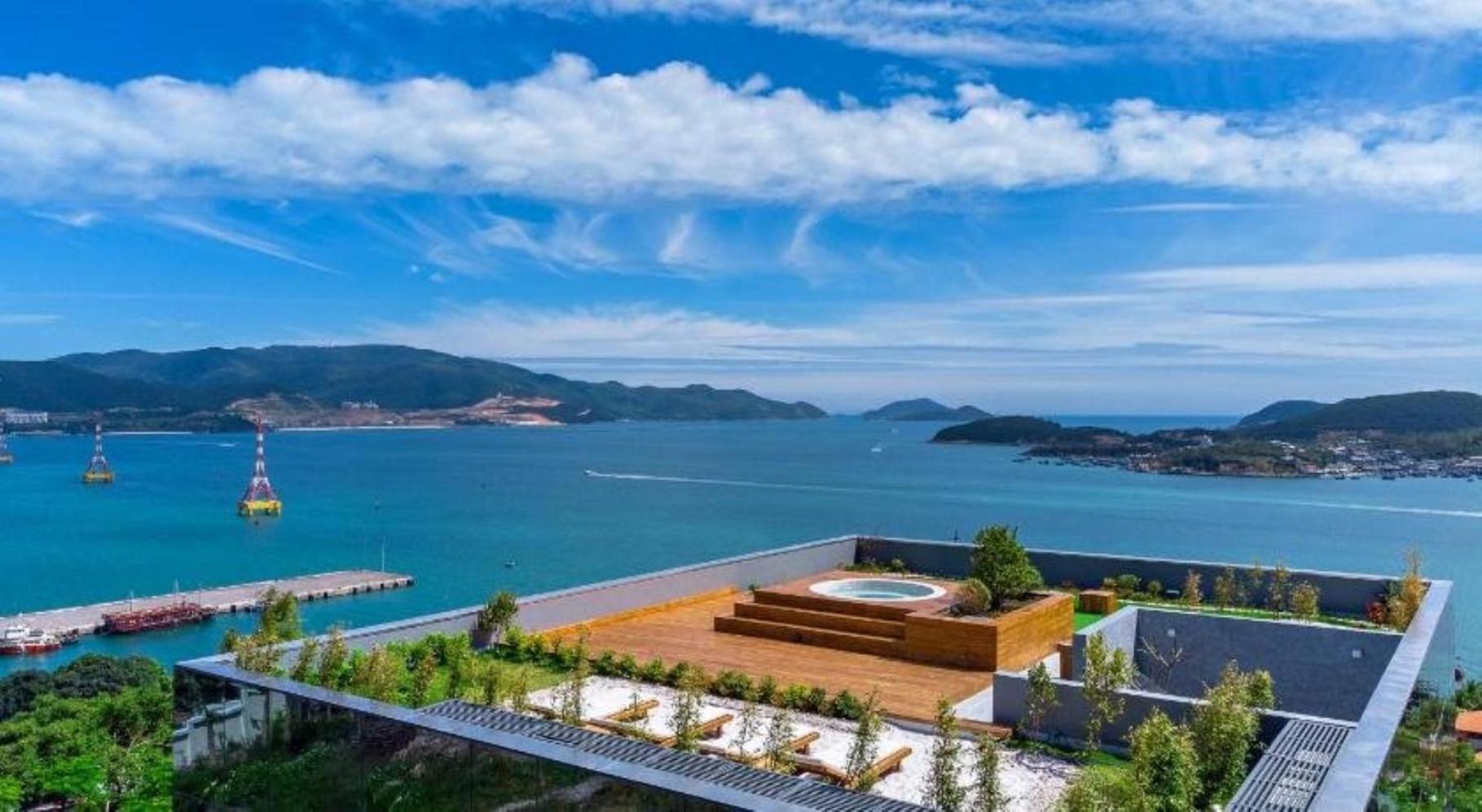 Oceanfront Luxury Anh Nguyen Biệt thự Nha Trang