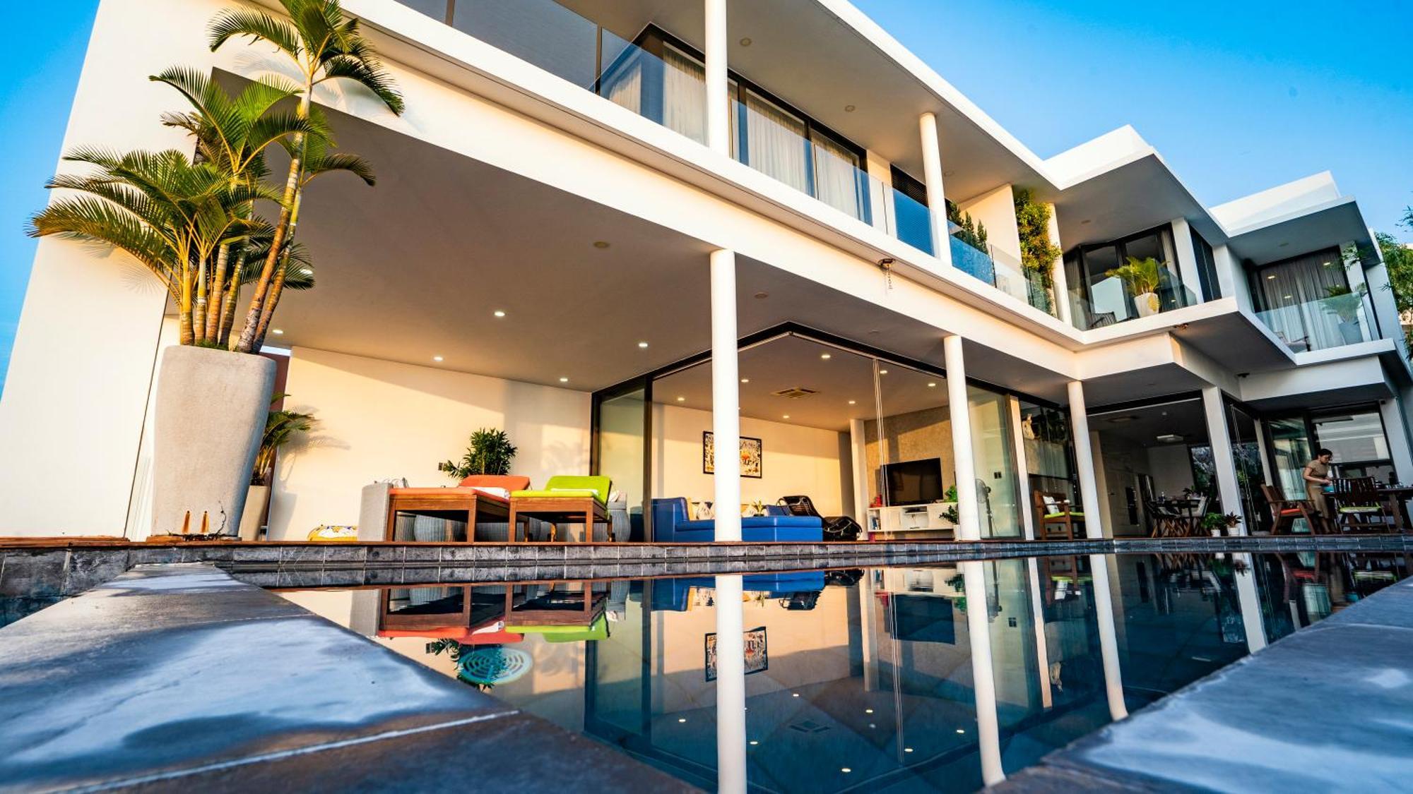 Oceanfront Luxury Anh Nguyen *