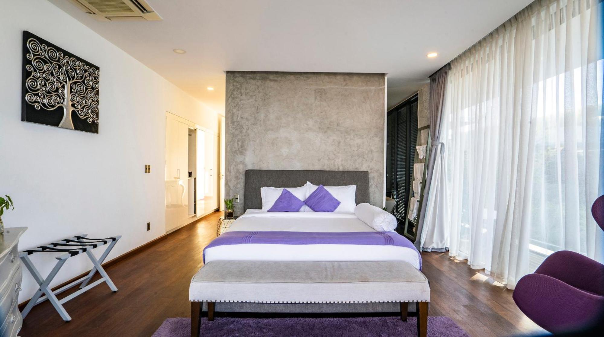 Oceanfront Luxury Anh Nguyen