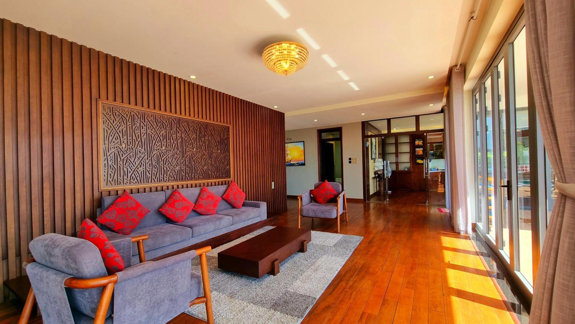 Biệt thự Oceanfront Luxury Anh Nguyen
