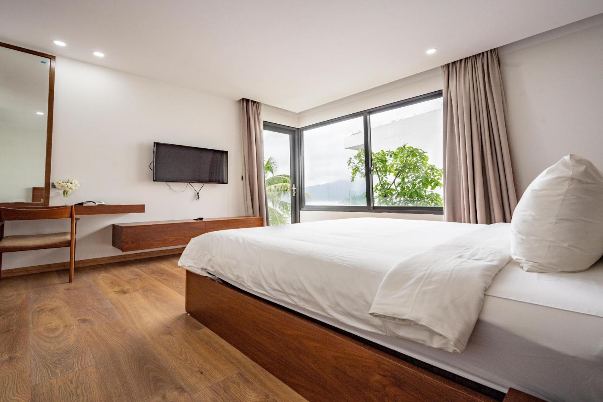 Oceanfront Luxury Anh Nguyen Biệt thự Nha Trang