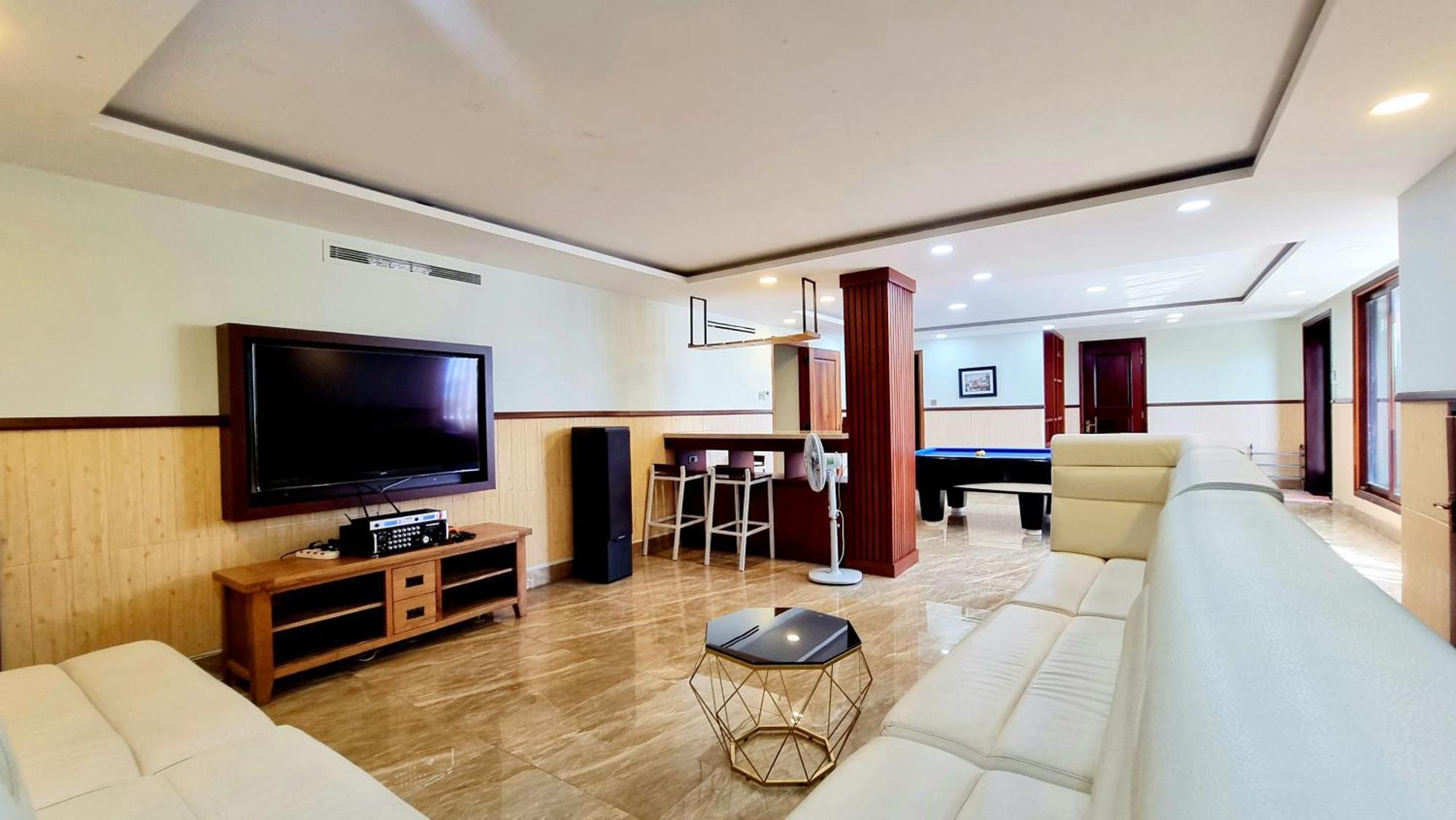 Oceanfront Luxury Anh Nguyen