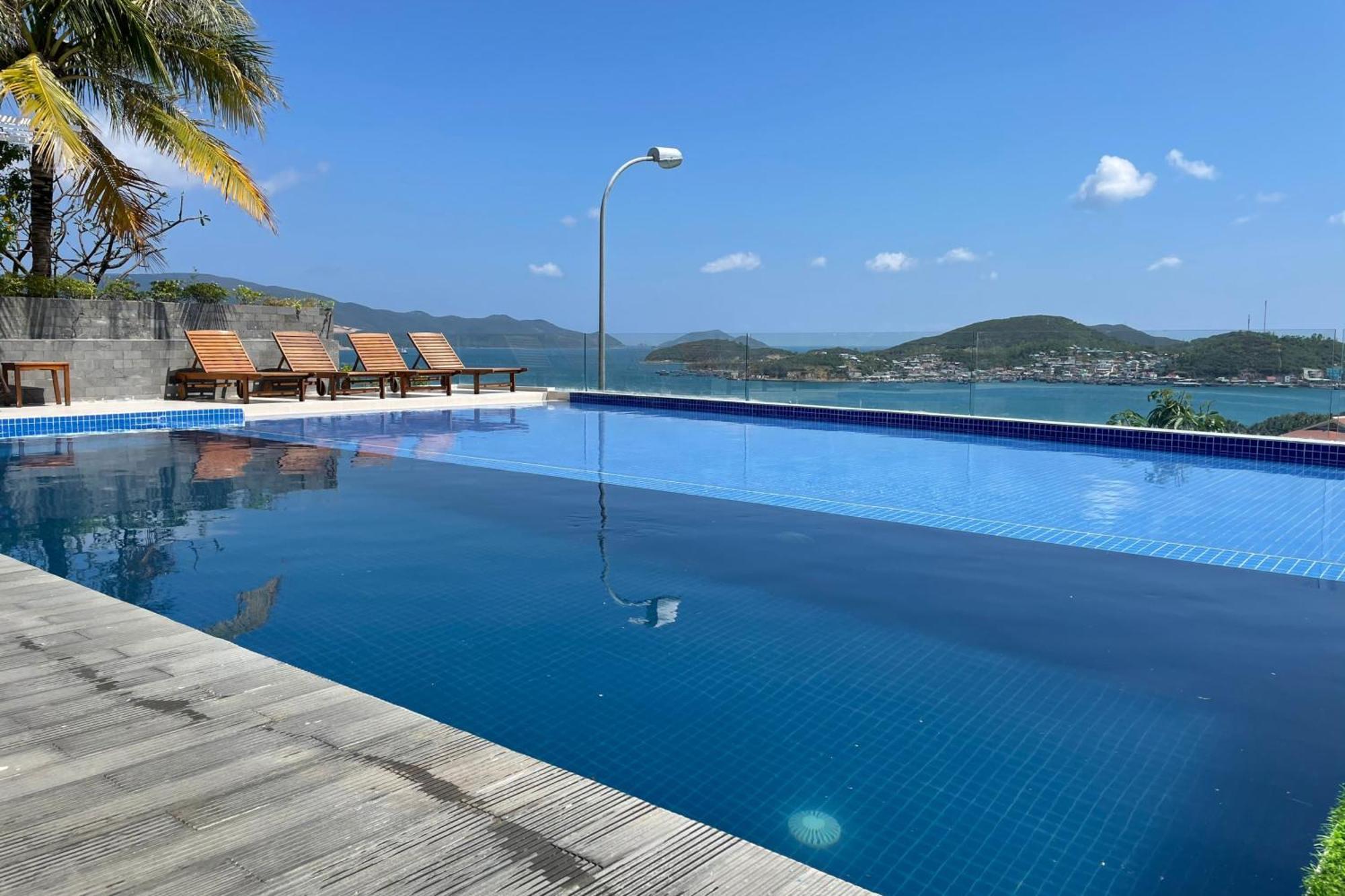 Biệt thự Ocean Front *