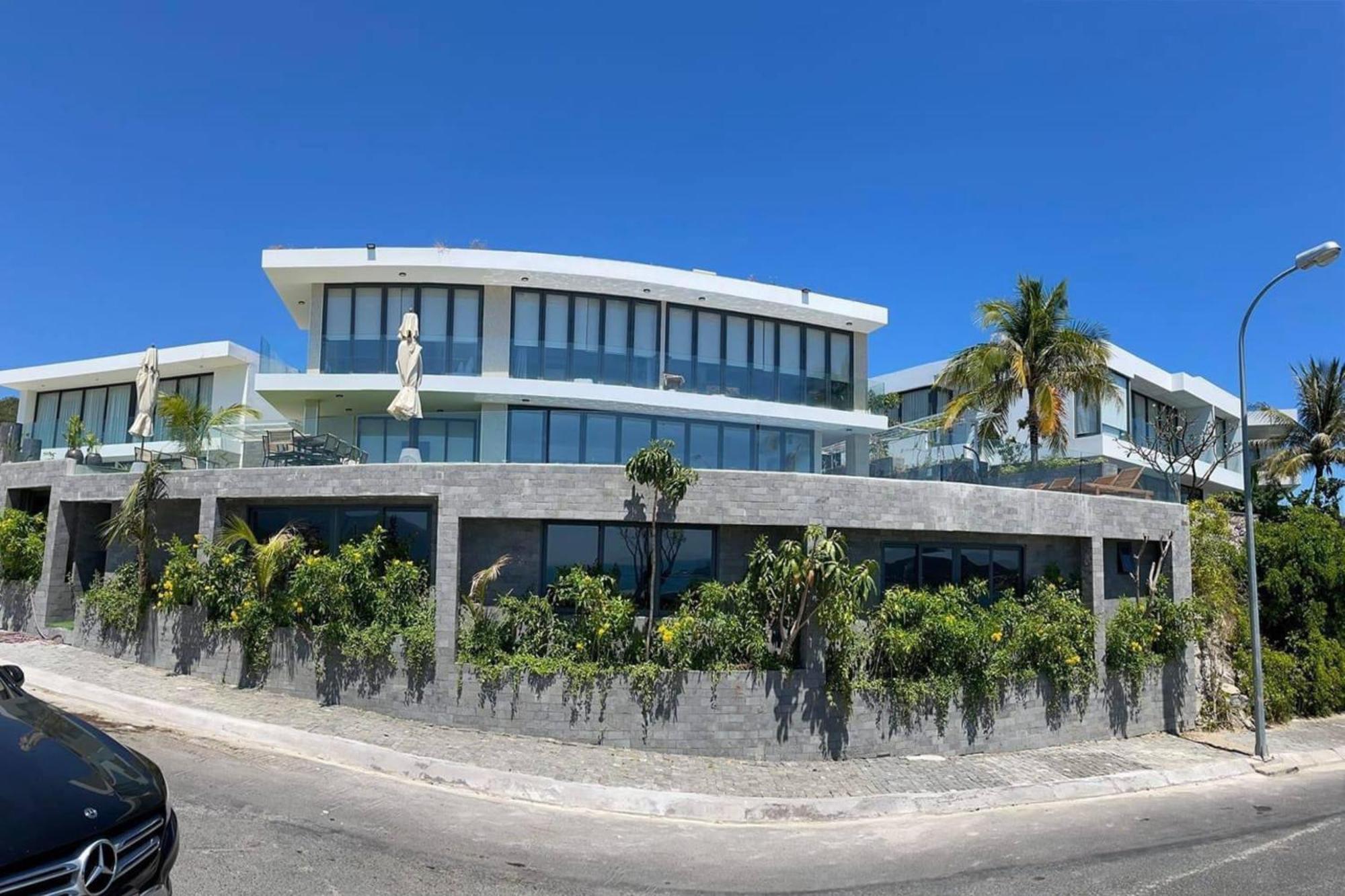 Ocean Front Biệt thự