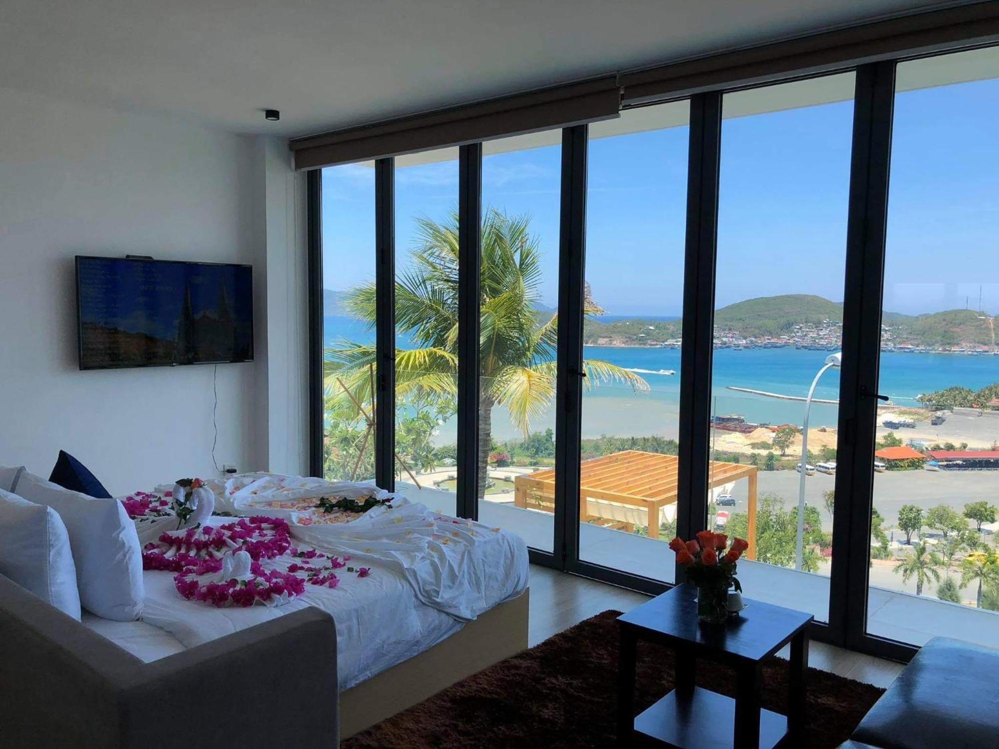 Ocean Front * Nha Trang