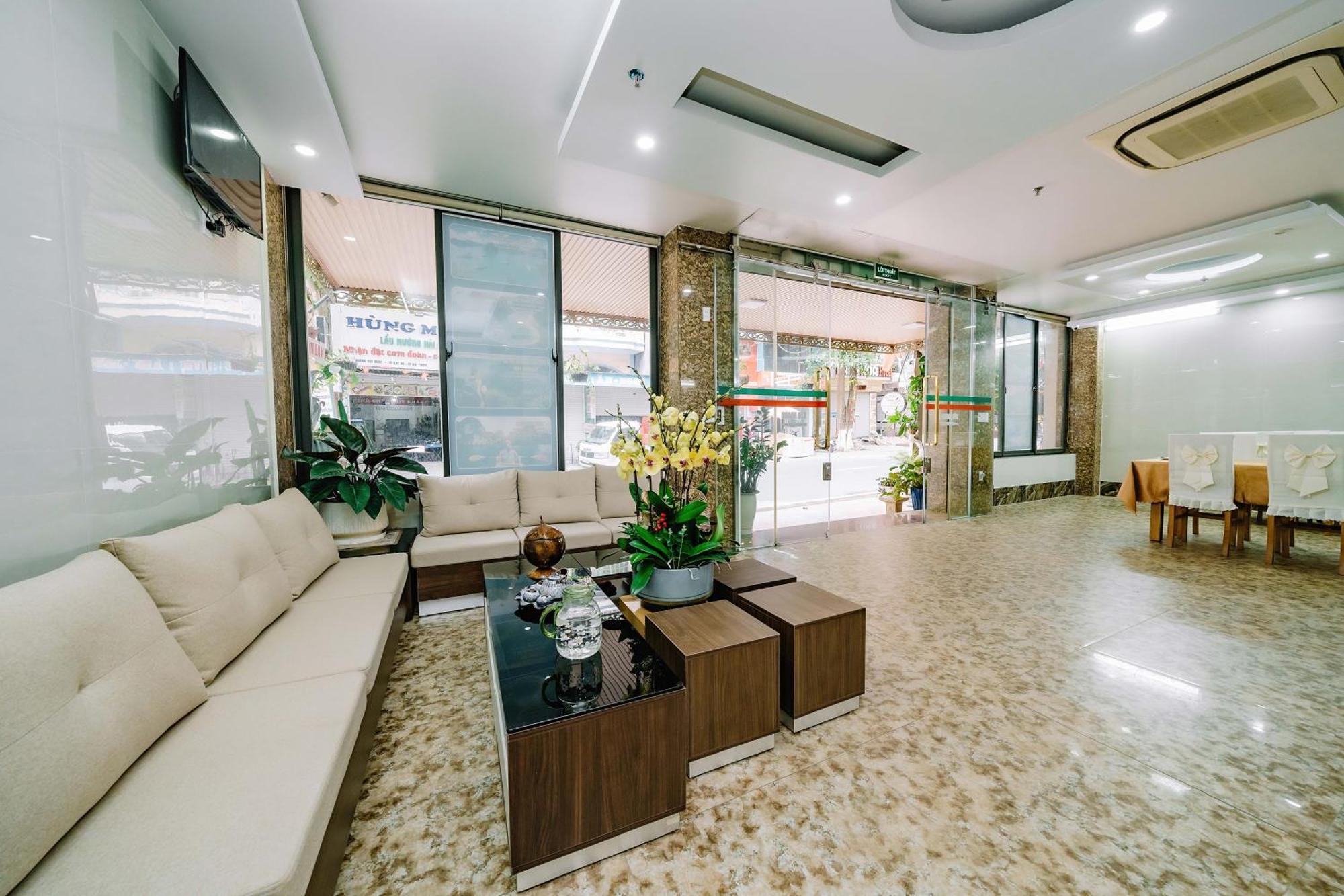 Hotel Phuong Dong