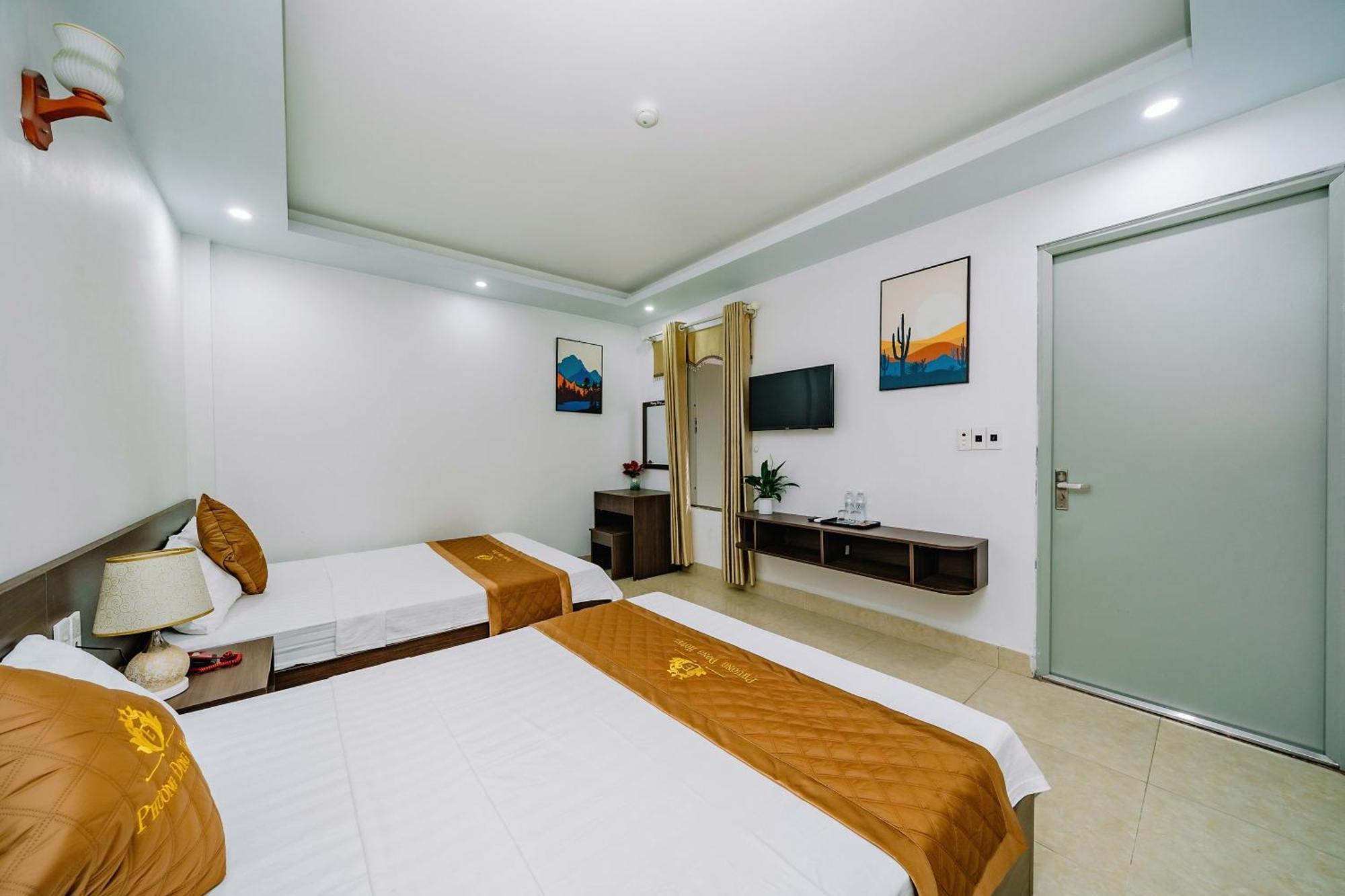 Phuong Dong Hotel 2*