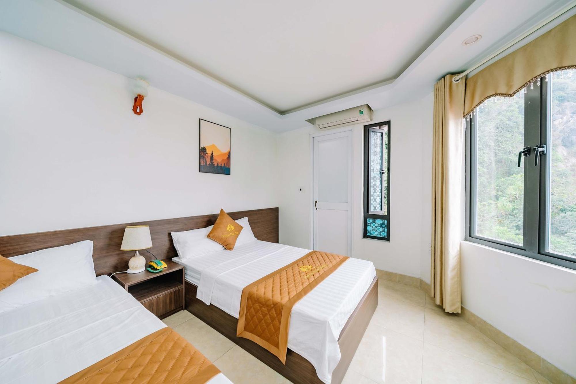 Phuong Dong Hotel 2*