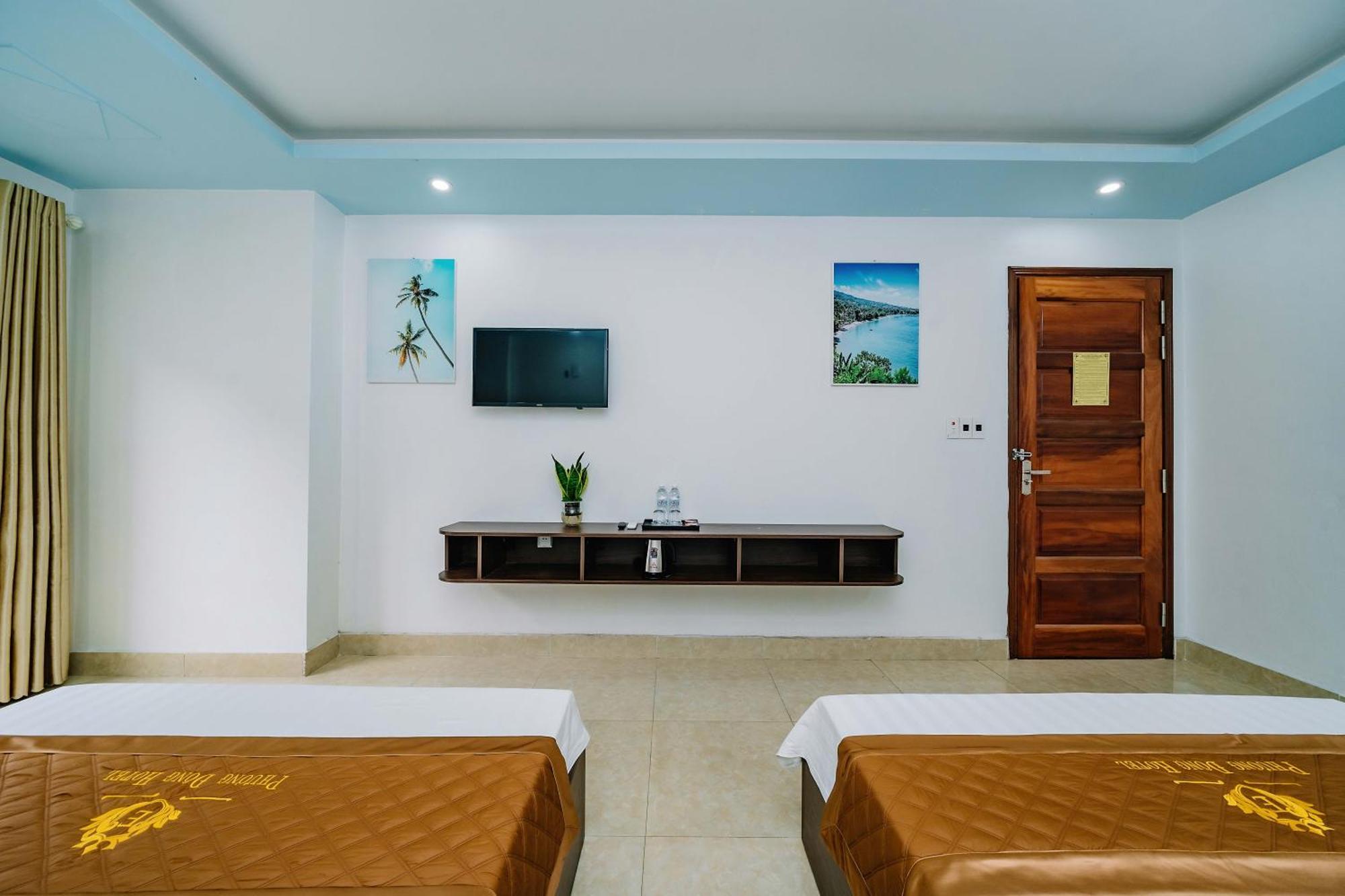 Phuong Dong Hotel